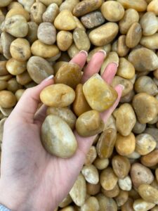 Галька полированная желтая